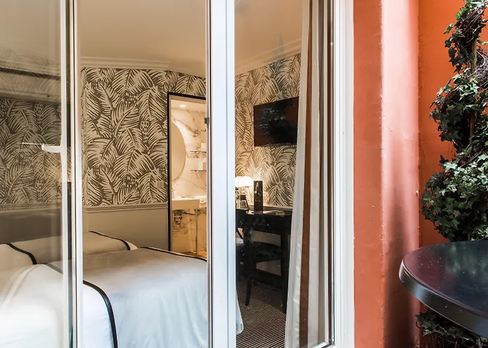 Hôtel Jardin Le Bréa Parigi