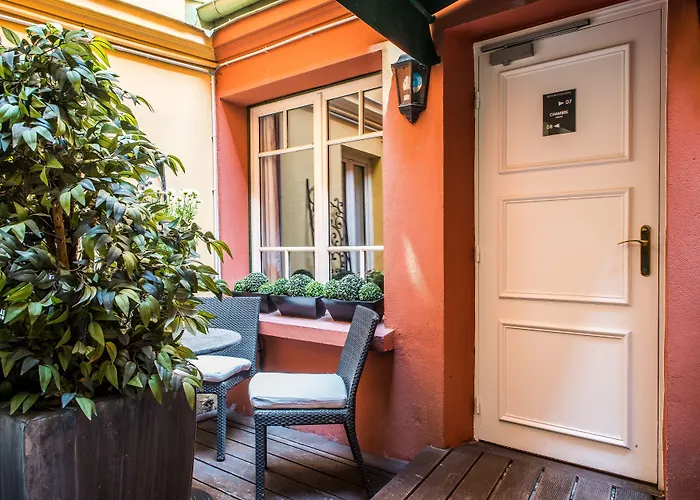 Hôtel Jardin Le Bréa Parigi